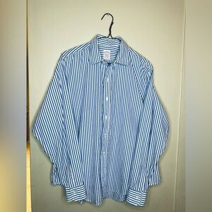 Brooks Brothers Makers Men's White and Blue Striped Button Down Shirt